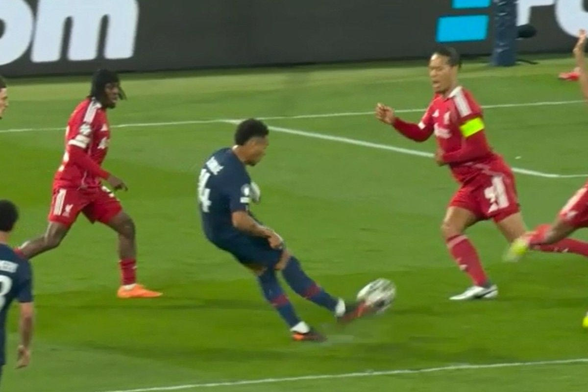 Ο Ντουέ χτύπησε νωρίς και η Παρί Σεν Ζερμέν πήρε προβάδισμα απέναντι στη Λίβερπουλ