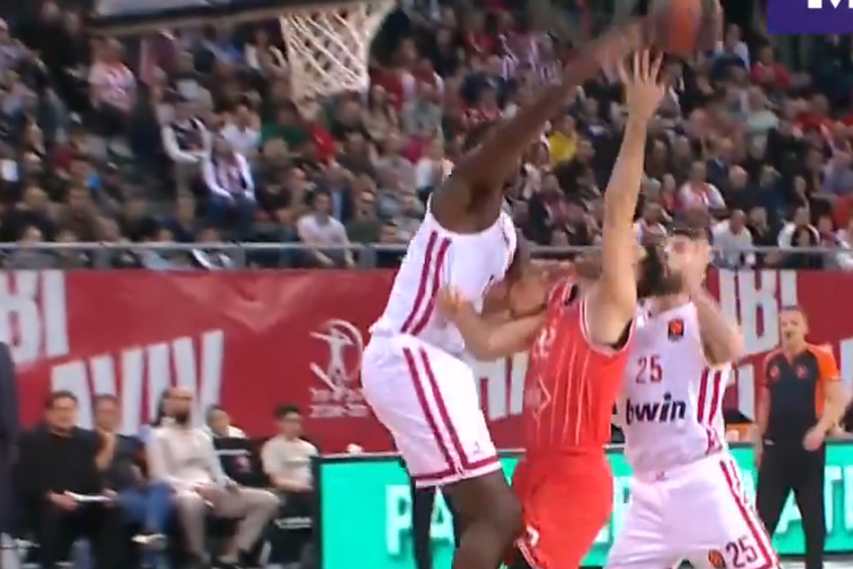 Χάποελ – Ολυμπιακός: Η εντυπωσιακή τάπα του Φαλ στο Χάποελ – Ολυμπιακός