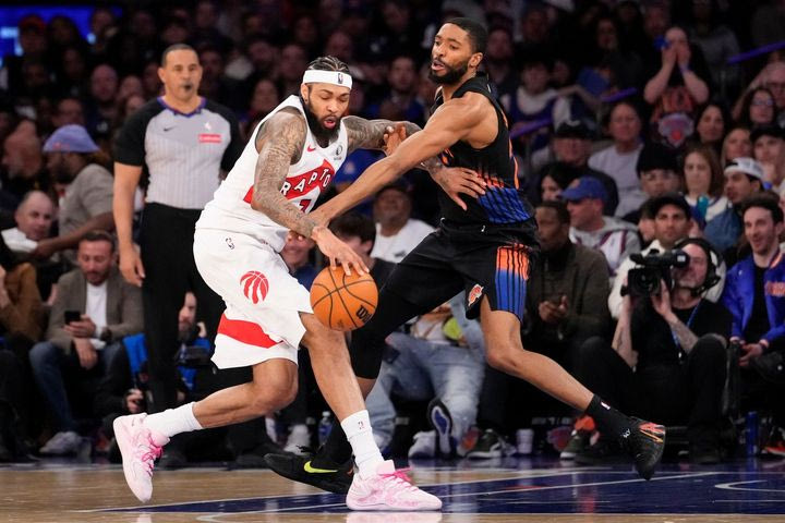 NBA, αποτελέσματα: Οι Ράπτορς στα playoffs μετά από τρεις σεζόν – Εύκολο έργο των Λέικερς κόντρα στους Τζαζ