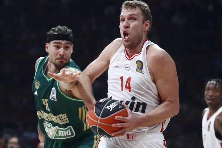 Ολυμπιακός – Παναθηναϊκός: Το σενάριο που οδηγεί σε “εμφύλιο” στα playoffs