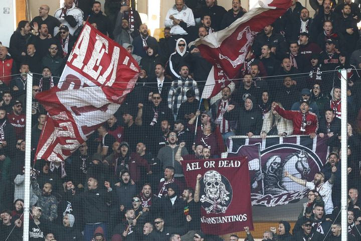 ΑΕΛ Novibet: Με κόσμο στο Περιστέρι οι βυσσινί κόντρα στον Ατρόμητο