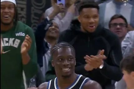 Ο Άλεξ έκανε την λόμπα, ο Θανάσης κάρφωσε και ο Γιάννης Αντετοκούνμπο πανηγύρισε ως περήφανος αδερφός