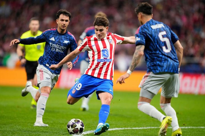 Ατλέτικο – Άρσεναλ 1-1: Δύο πέναλτι έφεραν ισορροπία στο Μετροπολιτάνο και άφησαν ανοιχτούς λογαριασμούς ενόψει της ρεβάνς στο Λονδίνο