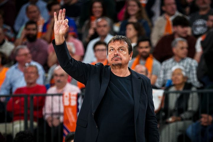 Αταμάν: “Η Βαλένθια παίζει το καλύτερο μπάσκετ στη EuroLeague, άξιζε τη νίκη”