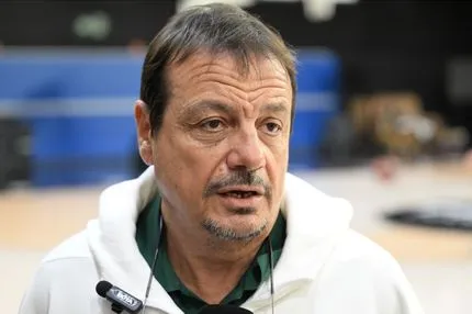 Αταμάν για Γκραντ: "Έκανε μεγάλη θυσία και έδειξε τον χαρακτήρα του, δεν θα έπαιζαν πολλοί παίκτες με κάταγμα"