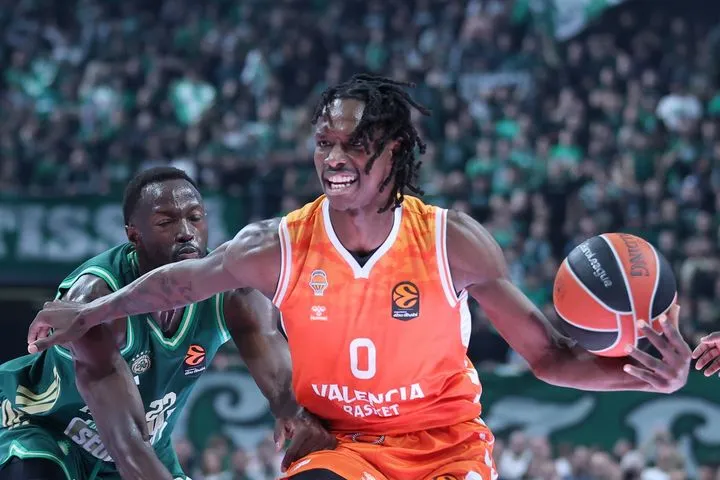 Βαλένθια: Έδεσε τον Μπαντιό μέχρι το 2029