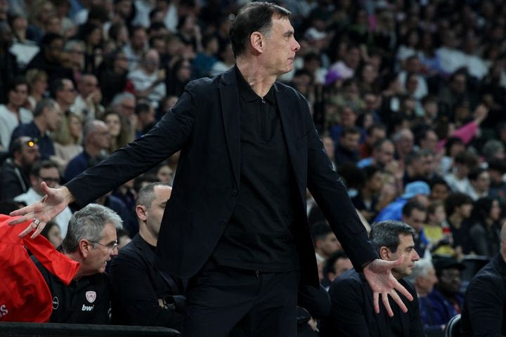 Μπαρτζώκας: “Εκτιμούμε απεριόριστα τη νίκη με τη Βιλερμπάν, έχουμε μπροστά μας τρία πολύ κρίσιμα παιχνίδια”