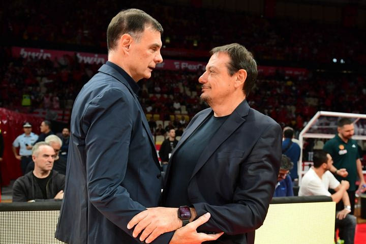 Το ψέμα του Αταμάν και η αλήθεια του Μπαρτζώκα