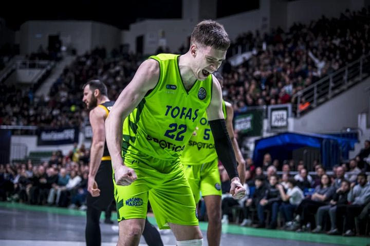 Η Ζάλγκιρις παίρνει τον Μάρεκ Μπλάζεβιτς