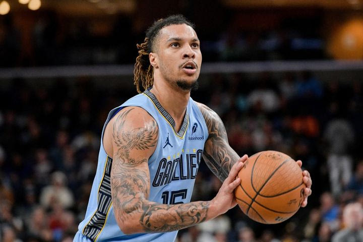 Ο Μπράντον Κλαρκ των Μέμφις Γκρίζλις συνελήφθη