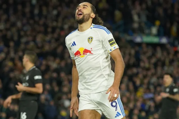 Γουέστ Χαμ – Λιντς 2-4 πεν. (2-2): Τα παγώνια επιβίωσαν από το θρίλερ και πέρασαν στα ημιτελικά του FA Cup