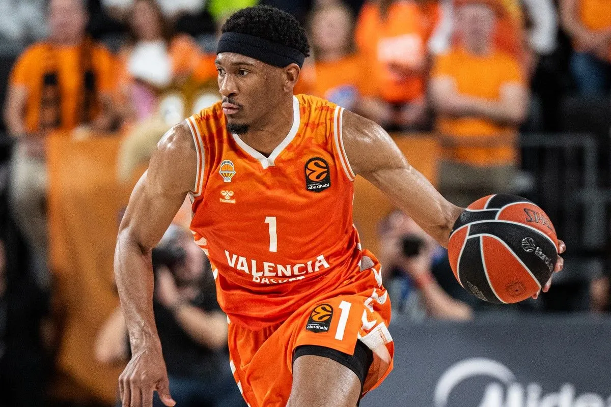 Ολυμπιακός: Ενδιαφέρεται για τον Κάμερον Τέιλορ, σύμφωνα με Ιταλό δημοσιογράφο