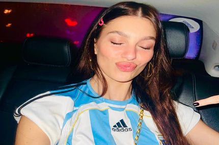 Η Καμίλα Μορόνε θα γιορτάσει τα γενέθλιά της στις κερκίδες του Μουντιάλ για να δει από κοντά τον Μέσι