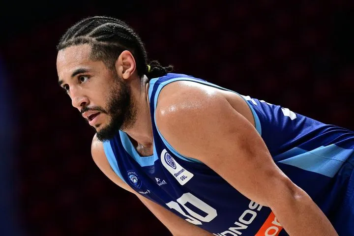 Η Μύκονος Betsson ευχήθηκε σε Ολυμπιακό, Παναθηναϊκό, ΑΕΚ, ΠΑΟΚ για τις ισπανικές τους μάχες με επικό τρόπο: "Όλα ξεκίνησαν από το Μύκονος vs Ίμπιζα"