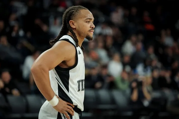 Ο εκρηκτικός Κάρσεν Έντουαρντς με 34 πόντους οδήγησε τη Βίρτους σε άνετη νίκη επί της Καντού