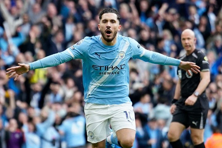 H ευκαιρία της Μάντσεστερ Σίτι να πιάσει την Άρσεναλ: Οι πιθανότητες για την κούπα