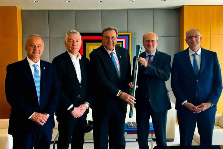 Ο Λιόλιος επισκέφθηκε με την αντιπροσωπεία της ΕΟΕ τον Αντιπρόεδρο της Κυβέρνησης, Κωστή Χατζηδάκη