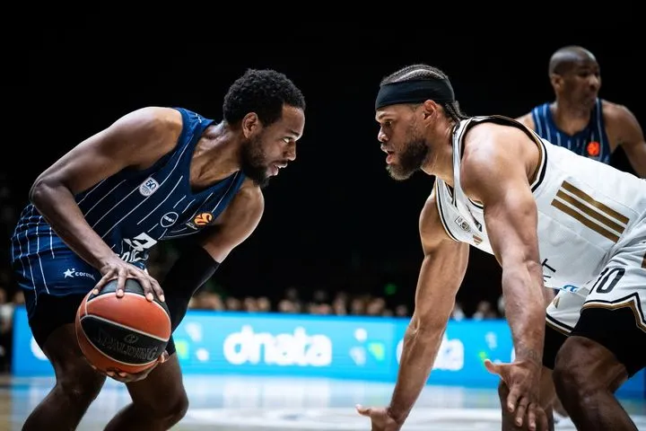 Dubai BC – Αναντολού Εφές 69-85: “Αυτοκτόνησε” η Dubai BC, καταιγιστική η Αναντολού Εφές μια αγωνιστική πριν τον Παναθηναϊκό AKTOR