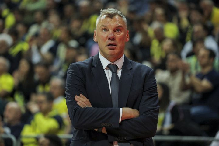 EuroLeague: Πού αναμένεται να δώσει τα εντός έδρας παιχνίδια της η Φενέρμπαχτσε στα playoffs αν παίξει με τη Χάποελ