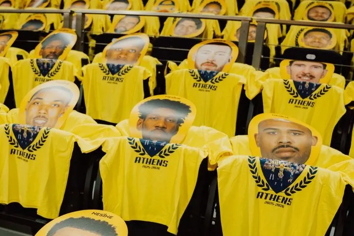 EuroLeague: Κιτρίνισε το γήπεδο της Φενέρμπαχτσε για την πρώτη αναμέτρηση των playoffs με τη Ζάλγκιρις