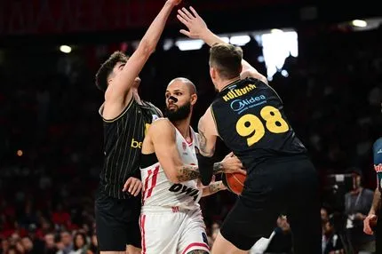 Τα highlights της αναμέτρησης Ολυμπιακός - Άρης Betsson