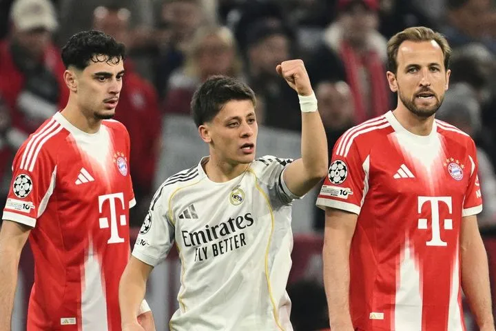 Ασύλληπτη εκτέλεση φάουλ από τον Αρντά Γκιουλέρ, 1-2 η Ρεάλ