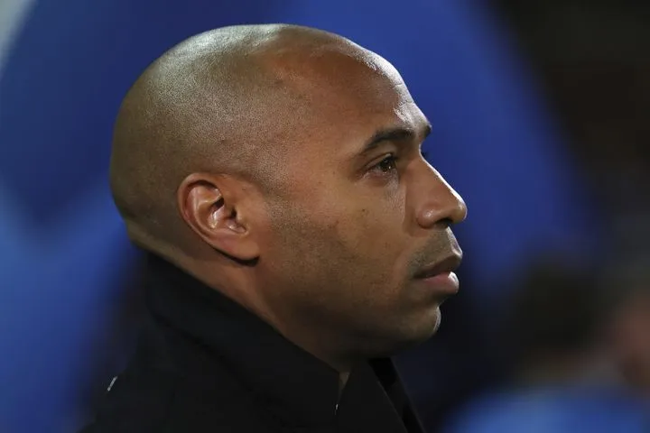 Ανρί: “Δεν ήταν σωστή η κόκκινη κάρτα στον Κουμπαρσί, η αποβολή του άλλαξε εντελώς το Μπαρτσελόνα – Ατλέτικο”