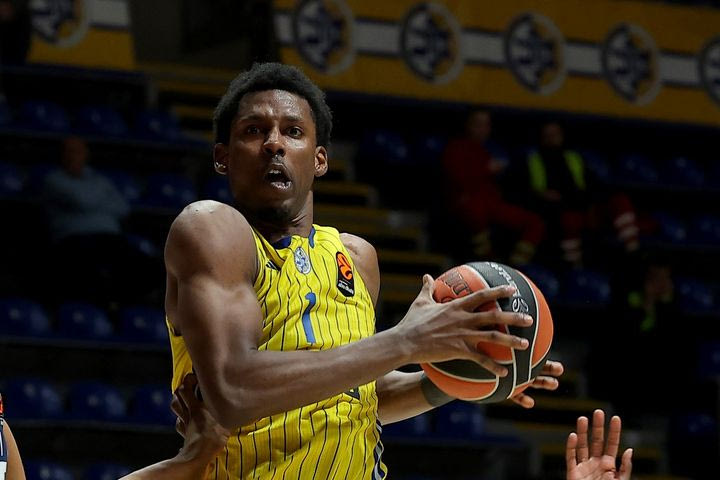 Μακάμπι Τελ Αβίβ – Εφές 103-89: Ανώτερη η ομάδα του Κάτας συνεχίζει να κυνηγάει τα play-in