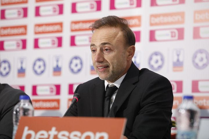 Κόντης: “Οι Ελληνες προπονητές αξίζουμε πολλά περισσότερα από αυτά που εισπράττουμε”