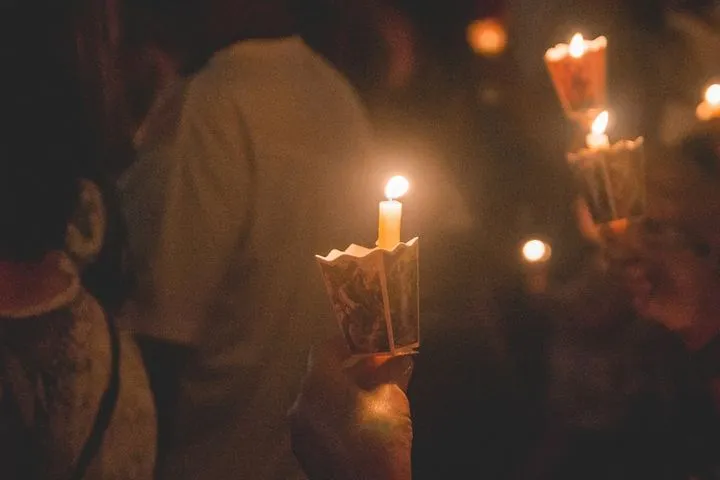 Βρες τις καλύτερες λαμπάδες για το Μεγάλο Σάββατο