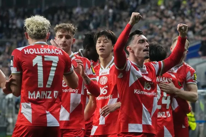 LIVE η μάχη ανάμεσα σε Στρασβούργο και Μάιντς, πιθανών αντιπάλων της ΑΕΚ