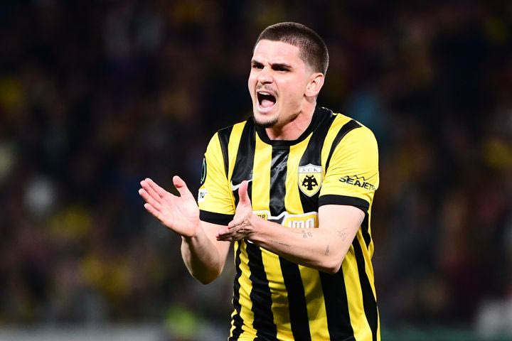 Στην ΑΕΚ πρέπει να κάνουν μια μεγάλη κουβέντα