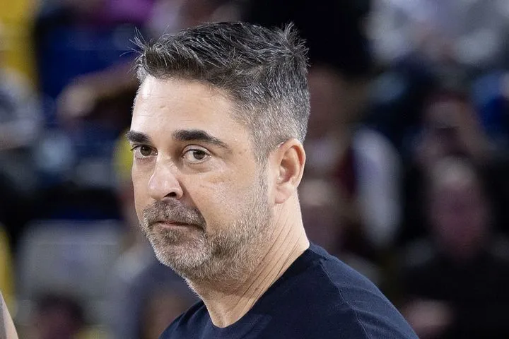 Ναβάρο για σκέψεις αποχώρησης του Πασκουάλ: "Δε βλέπω μέλλον χωρίς εκείνον"