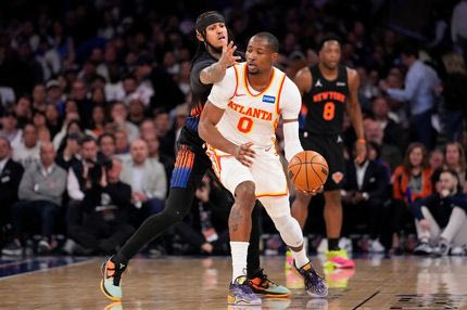 Με ανατροπή οι Χοκς επικράτησαν των Νικς και ισοφάρισαν σε 1-1