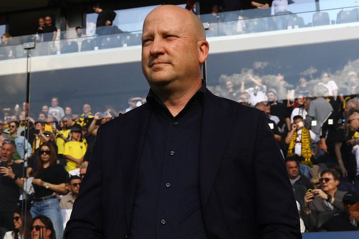 Ο “σπασίκλας” που εκπαιδεύει πρωταθλητές: Το μυαλό του Νίκολιτς πίσω από το 3-0 της ΑΕΚ επί του ΠΑΟΚ