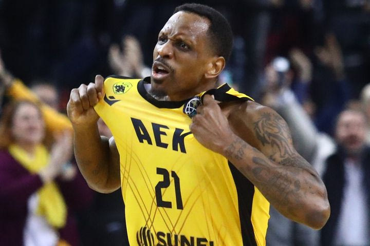 Διπλό χτύπημα σε Μπανταλόνα και Μούρθια από ΑΕΚ και ΠΑΟΚ: Το ελληνικό μπάσκετ είναι ξανά εδώ