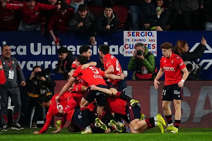 La Liga: Διπλό-ανάσα για την Έλτσε, με σπουδαία ανατροπή η Οσασούνα έβαλε σε μπελάδες τη Σεβίλλη, καθάρισε από νωρίς η Βιγιαρεάλ