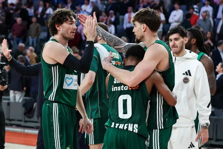 Βαλένθια – Παναθηναϊκός AKTOR: Μια γροθιά οι πράσινοι και το “one more” του Χέιζ-Ντέιβις μετά το διπλό
