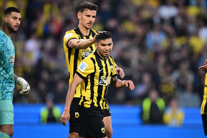 ΑΕΚ – ΠΑΟΚ: Ο Πινέδα έκλεψε την μπάλα και με υπέροχο τελείωμα έκανε το 3-0