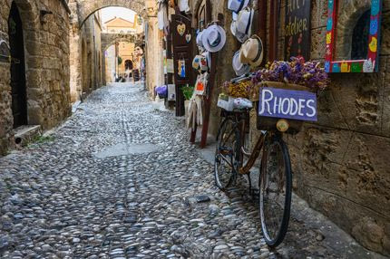 Πας για τον Μαραθώνιο Ρόδου; Τα μέρη και οι γεύσεις που δεν πρέπει να χάσεις