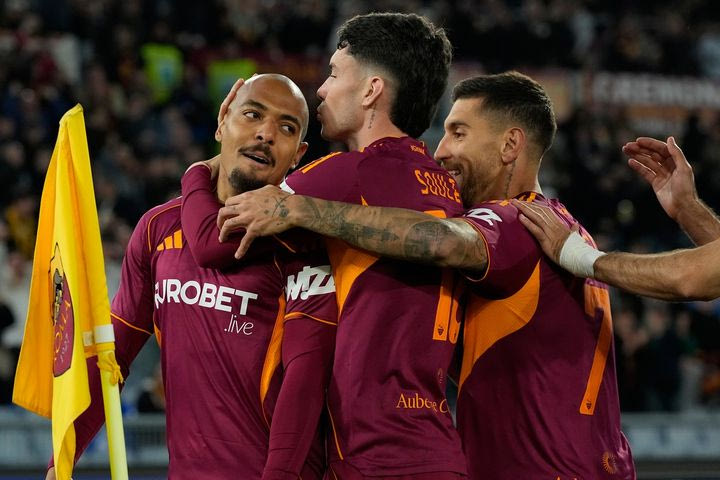 Ρόμα – Φιορεντίνα 4-0: Με τεσσάρα παρέμεινε σε τροχιά Champions League