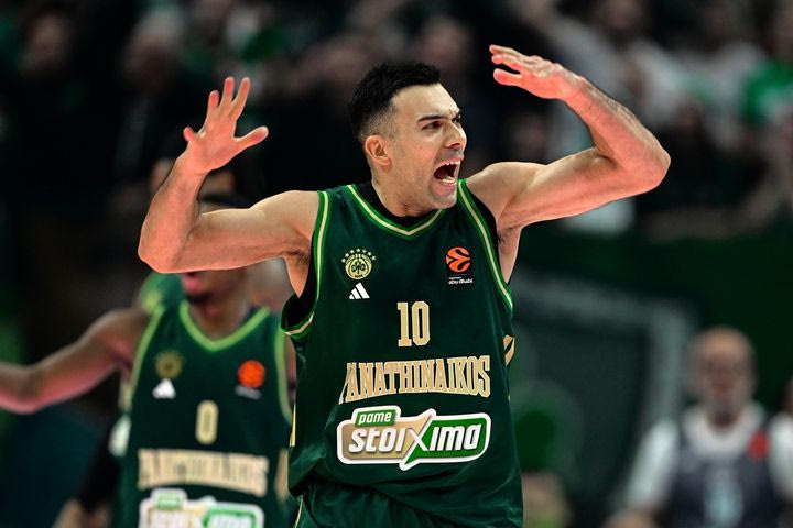 Ζητείται το ρομπότ του Σλούκα