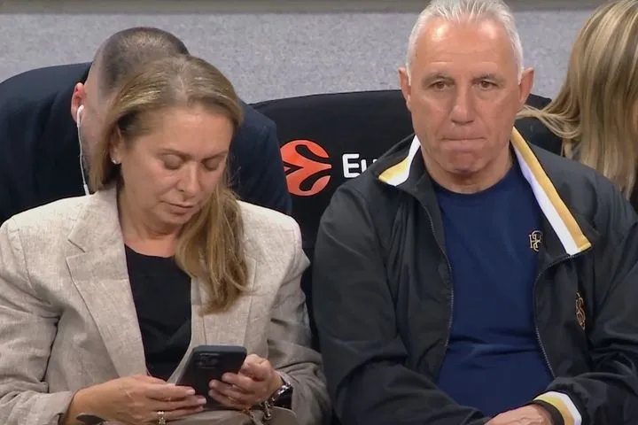 Ο Στόιτσκοφ στην Arena 8888 για το Χάποελ - Ολυμπιακός