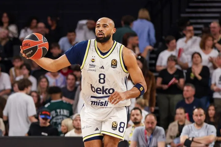 Βιλερμπάν – Φενέρμπαχτσε 76-81: Η ομάδα του Γιασικεβίτσιους έβαλε τέλος στο σερί 5 ηττών και περιμένει με αγωνία για το πλεονέκτημα