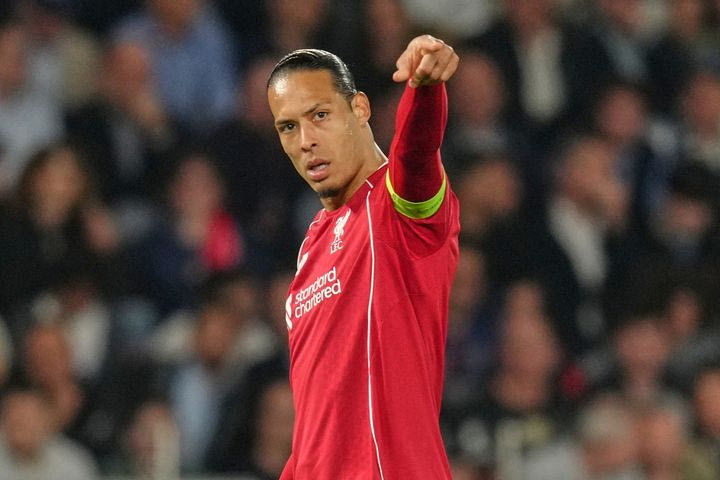 Φαν Ντάικ: "Απαράδεκτη η σεζόν μας, ουδείς μας δίνει τύχη ενόψει της ρεβάνς με την Παρί Σεν Ζερμέν αλλά πρέπει να παλέψουμε"