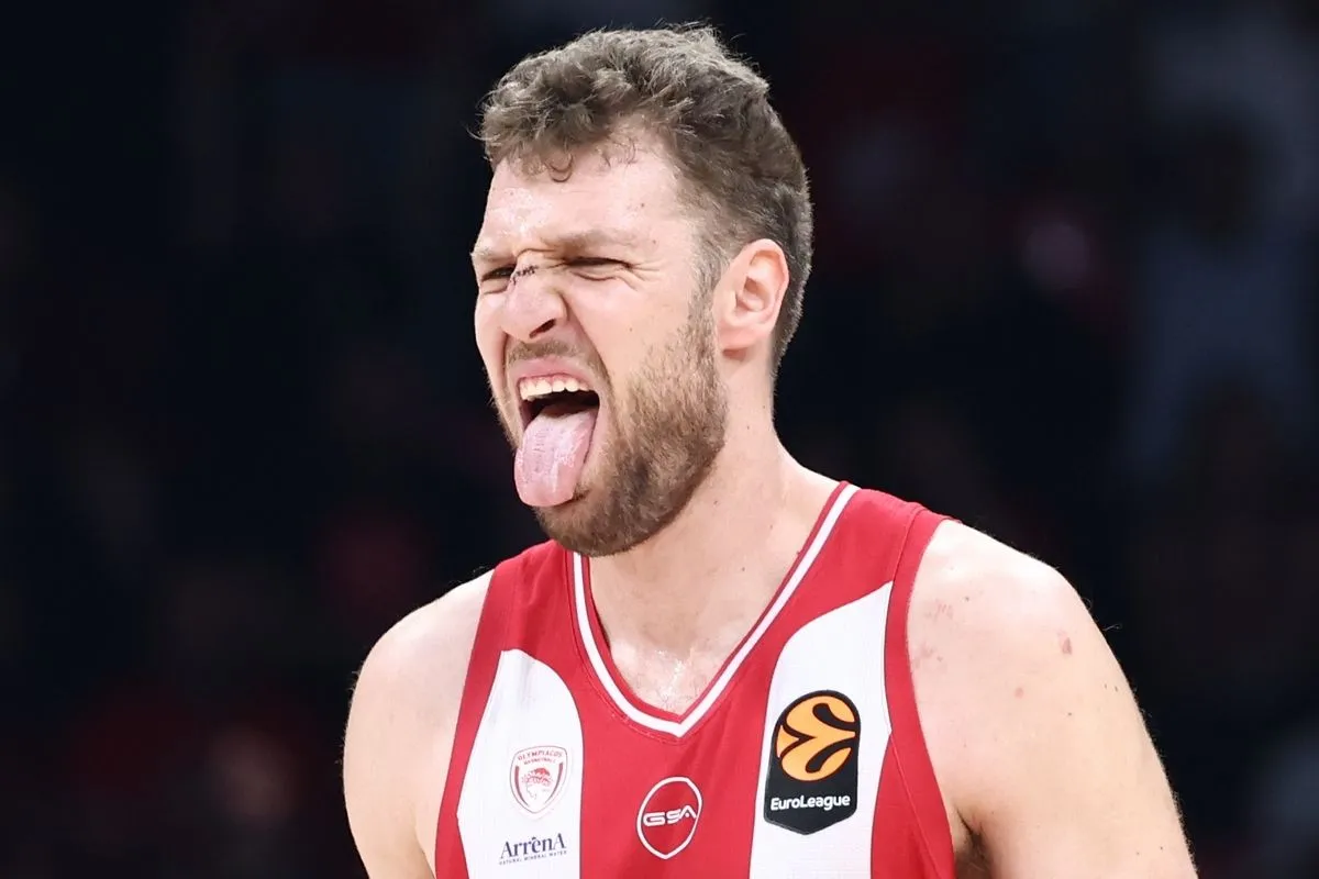 Ο Σάσα Βεζένκοβ