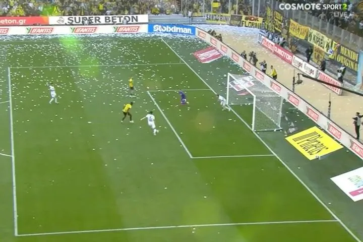 Tεράστια ευκαιρία της ΑΕΚ για το 2-0: Περέιρα και Ζίνι δεν τελείωσαν τη φάση σε ανυπεράσπιστη εστία