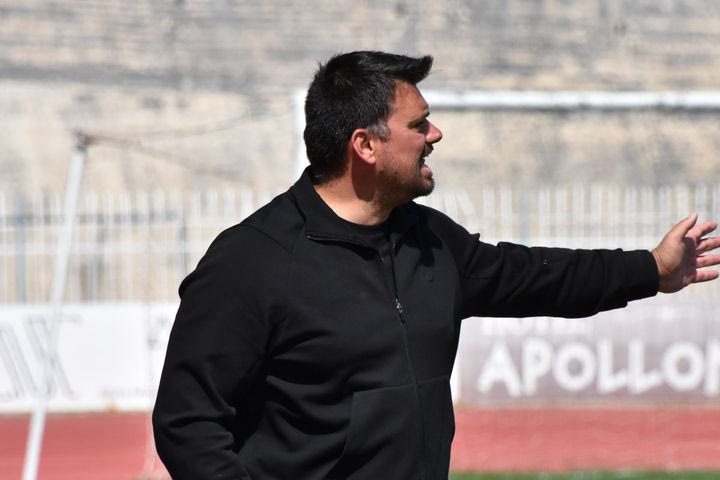 Τέλος ο Χριστοφιλέας από την Ελλάς Σύρου