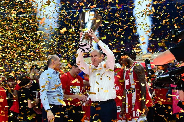 EuroLeague Final Four 2026: Το τρίτο ευρωπαϊκό του Ολυμπιακού στην εποχή του Παναγιώτη και του Γιώργου Αγγελόπουλου