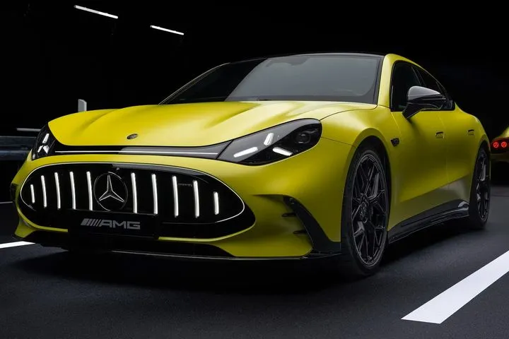 Πρεμιέρα για την Mercedes-AMG GT 4-Door Coupe- Ακραίες επιδόσεις και κορυφαία τεχνολογία, με στόχο το συναίσθημα